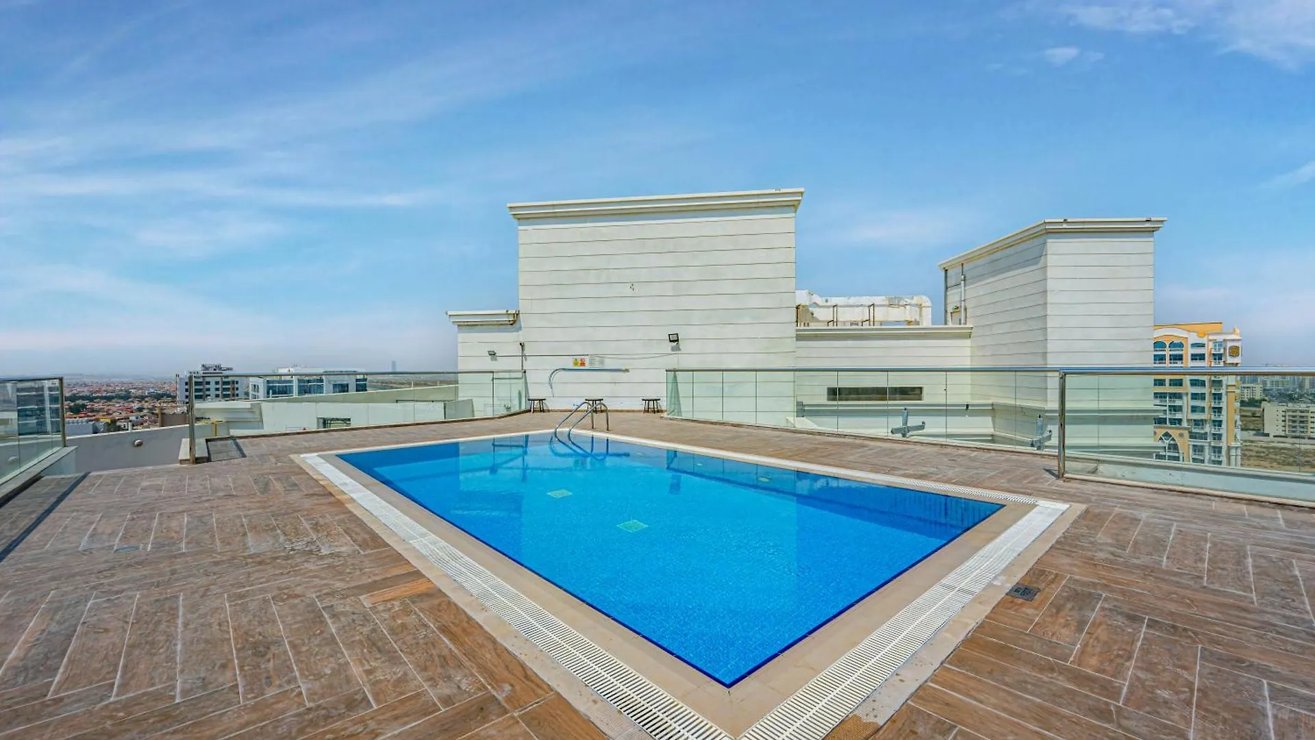Charming Studio With Dubailand Charm Apartment