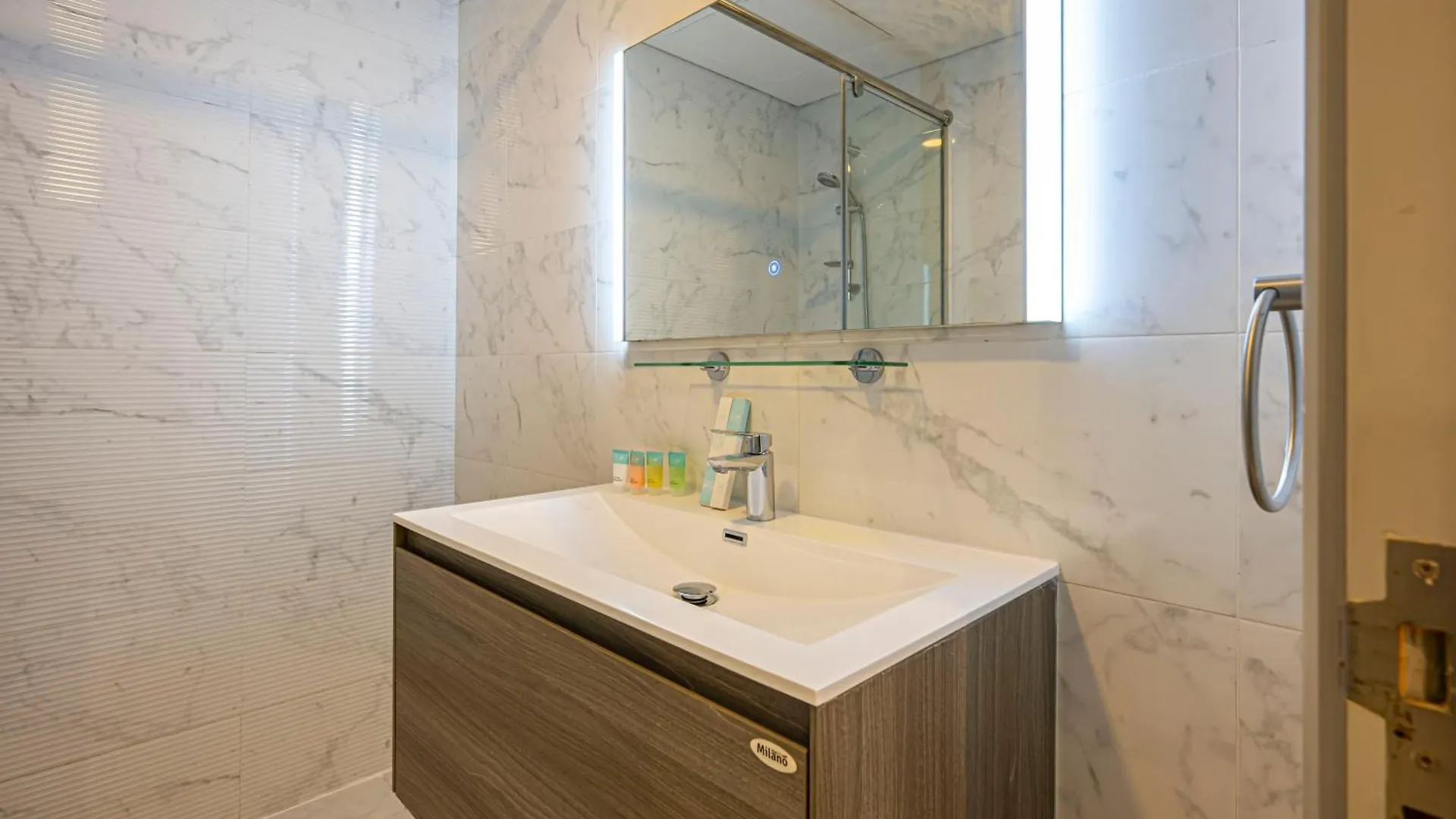 Charming Studio With Dubailand Charm Dubai